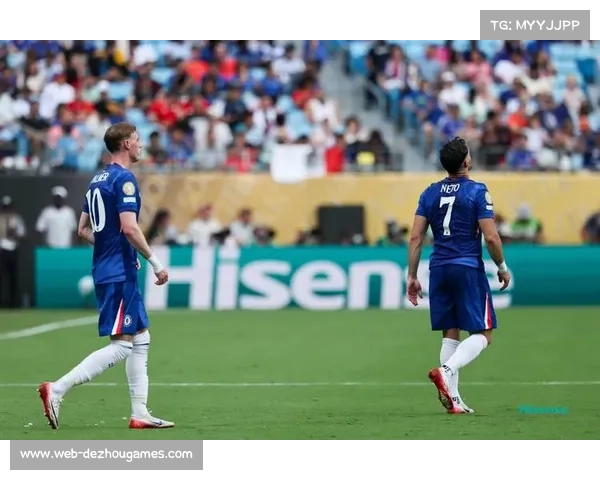 切尔西老板亲临赛场,球队失利后面容凝重